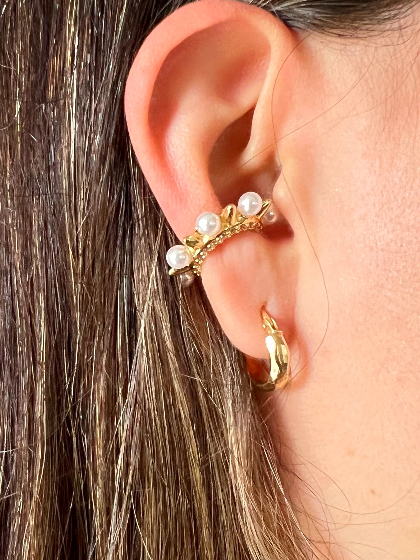 Roxy ear cuff