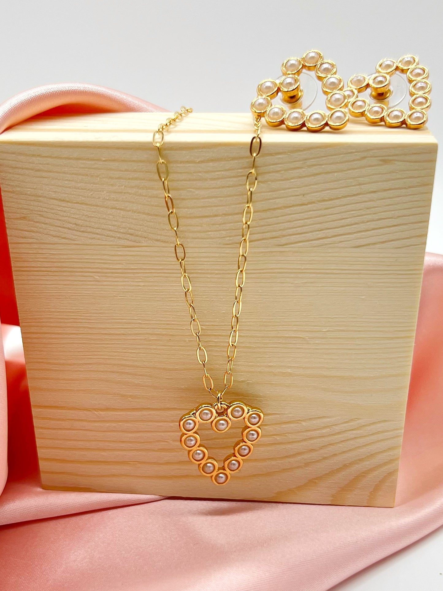 Love necklace set