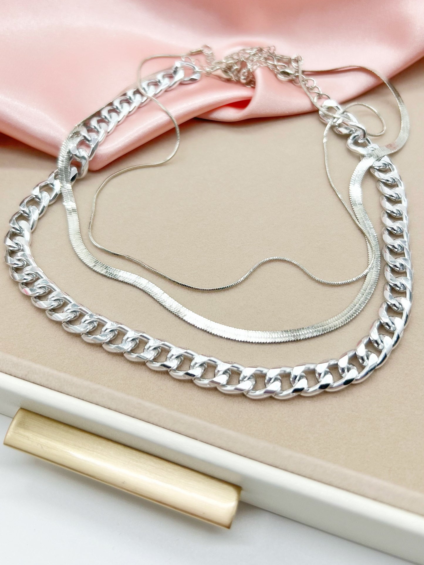 Venus necklace versatile and can be dressed up or down occasion